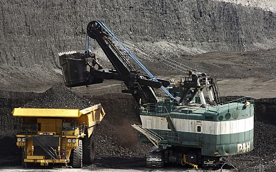 Federal appeals court revokes Obama-era ban on coal leasing