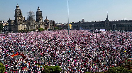 Tens of Thousands Rail Against Mexico’s President and Ruling Party in ‘March for Democracy’