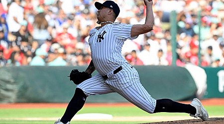 Yankees' Victor Gonzalez felt the 'emotion' pitching in front of family in Mexico City