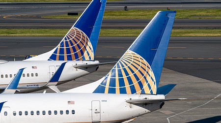 United Airlines Boeing 737 found to be missing body panel after completing flight