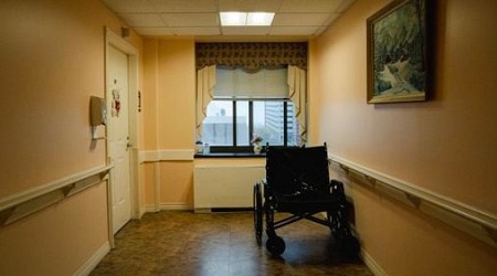 In R.I. nursing homes, deficiencies are on the rise. Advocates demand better standards.