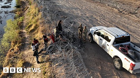 Top US court pauses controversial Texas border law
