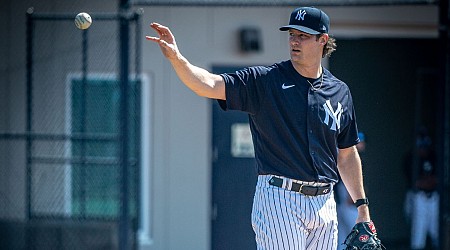 Yankees' Cole (elbow) won't throw for 3-4 weeks