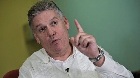 Cuba investiga por "graves errores" al ministro de Economía recién destituido