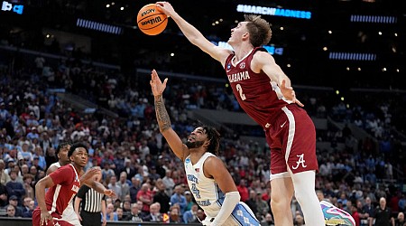 Alabama, Grant Nelson clamp down, stop No. 1 seed North Carolina when it mattered most to make Elite Eight