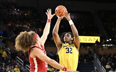 Michigan's Tarris Reed Commits to UConn in CBB Transfer Portal; Former 4-Star Recruit