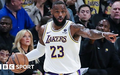 Lakers hit highest score in 37 years in narrow win