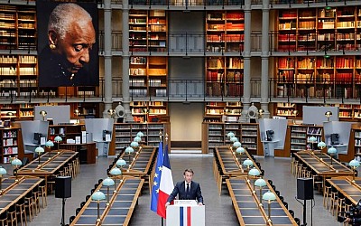 Emmanuel Macron salue « l’attachement intranquille » de Maryse Condé à la France