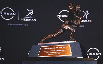 Heisman winners by school: Where does USC rank after returning Reggie Bush's trophy?
