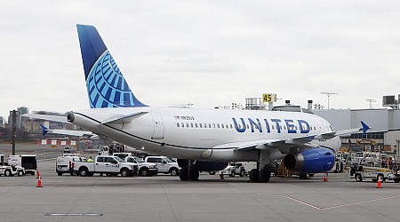 A timeline of United Airlines' really rough month (so far)