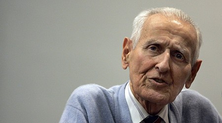 Today in History: Right-to-die advocate Dr. Jack Kevorkian sentenced for second-degree murder