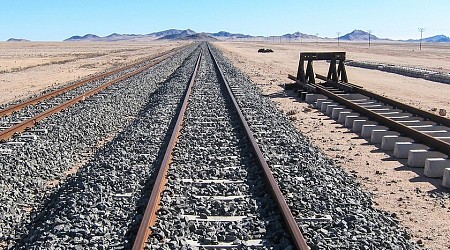 El plan de China para no depender del hierro de otros: desplegar casi 600 kilómetros de vías de tren en África