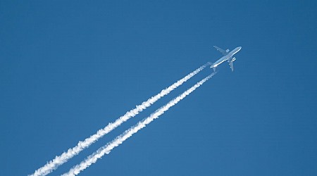 Tennessee is trying to ban 'chemtrails' from planes based on a wild conspiracy theory