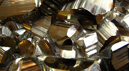 Pyrite may contain valuable lithium, a key element for green energy