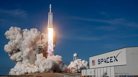 SpaceX Milestone Sees 20th Reuse of Falcon 9 Booster in Starlink Satellite Delivery