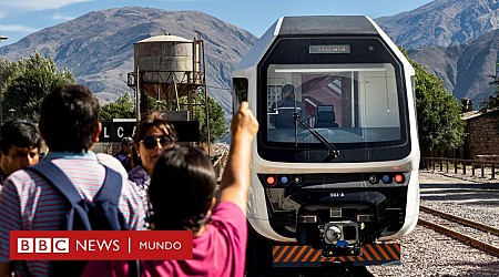 El Tren de la Quebrada, el primer ferrocarril solar con baterías de litio de América Latina, fabricado por una empresa china para Argentina