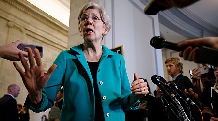 Elizabeth Warren says millions of borrowers 'deserve answers' after the CEO of a major student-loan company turned down her invitation to appear before Congress