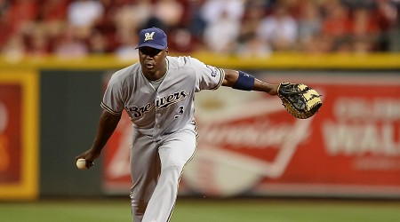 Ex-MLB SS Yuniesky Betancourt Charged With Fraud; Allegedly Staged Car Crash