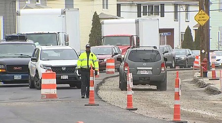 Lynn construction disrupts traffic on Lynnfield Street