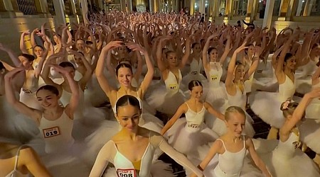Ballerinas set record at New York's Plaza Hotel