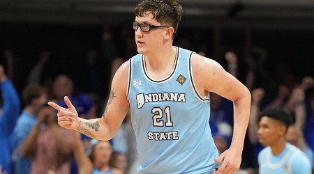Robbie Avila Commits to Saint Louis in CBB Transfer Portal After Indiana State Stint