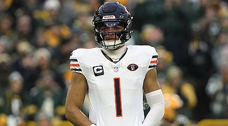 Bears received ‘at least one better offer' for Justin Fields than the Steelers': report