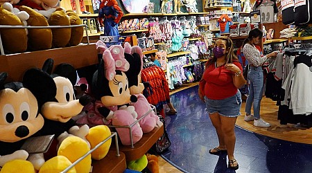Throwback photos show what shopping at the Disney Store was like in its heyday