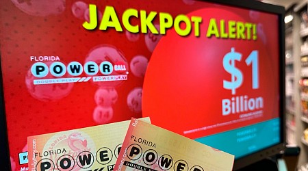 Powerball climbs to $1.09 billion ahead of Wednesday drawing