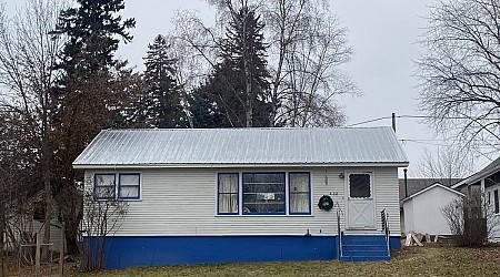 3-Bedroom 'Ordinary House in Rural Montana' Listed for $1.1M?