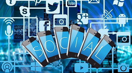 Staying on trend: Research dives into aligning social media skills development to industry expectations