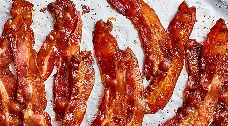 The Best Bacon I’ve Ever Tasted In My Entire Life Is from Pigs Raised on … Leftover Lifesavers and Country Music?!