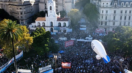 Massive protests in Argentina slam Milei’s education cuts