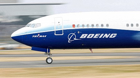 Boeing crash victims' families urge DOJ to criminally prosecute company