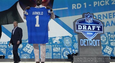 What Lions GM Brad Holmes said after trading up to draft Terrion Arnold
