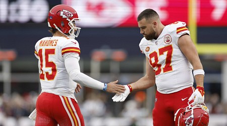 Chiefs' Patrick Mahomes Congratulates Travis Kelce on Historic Contract Extension
