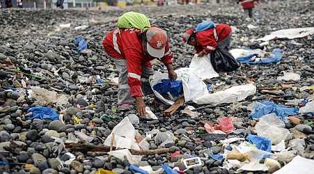 With a deadline looming, countries race for a global agreement to cut plastic waste