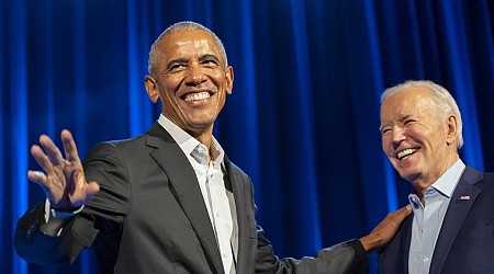 Obama could upstage Biden at DNC in Chicago