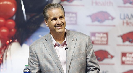 Photo: John Calipari Lists Kentucky Mansion for Sale for $4M After Arkansas Contract