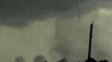 Tornado Touches Down in Northeastern Kansas