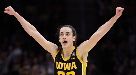Caitlin Clark's No. 22 Jersey Retired by Iowa WCBB After Historic NCAA Career