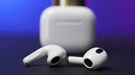 How to tell if your AirPods are fake. Yes, counterfeits are out there