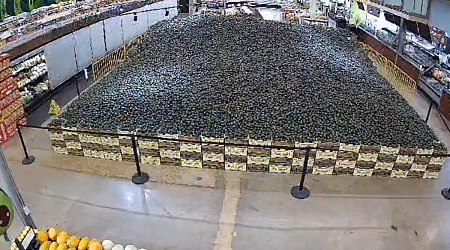 Holy guacamole: Texas store's display of avocados breaks world record
