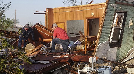 After deadly Oklahoma tornado, forecasters warn Midwest to brace for more weather
