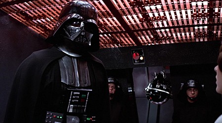 A Volcano Stopped The Voice And Body Of Star Wars' Darth Vader From Finally Meeting