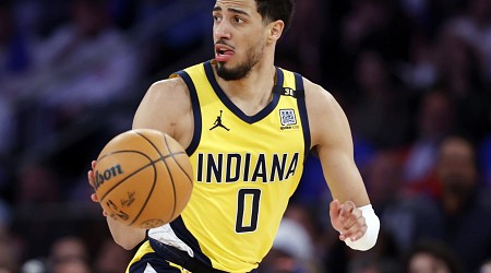 Pacers HC: Tyrese Haliburton Back Injury a 'Concern'; Expected to Play G2 vs. Knicks