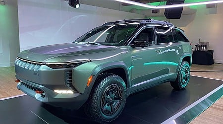 Jeep’s Wagoneer S Trailhawk concept teases a fully electric off-roader