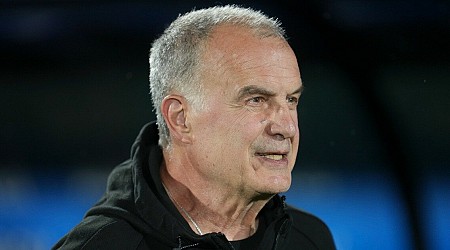 L’ultima pazzia del “Loco” Bielsa: il ct dell’Uruguay convoca il bomber del campionato dilettantistico