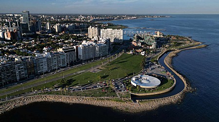 L’Uruguay régularise 20 000 étrangers sans papiers, la fin “des limbes migratoires”