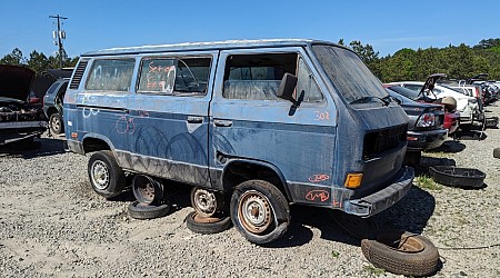 Junkyard Gem: 1982 Volkswagen Vanagon