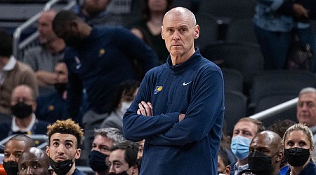 Pacers' Carlisle fined $35K for blasting referees